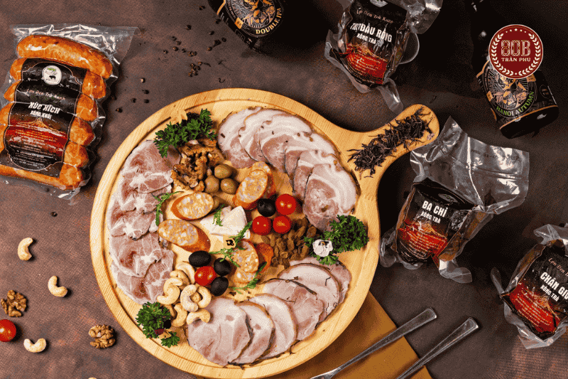 lợn đen bản địa xông trà 