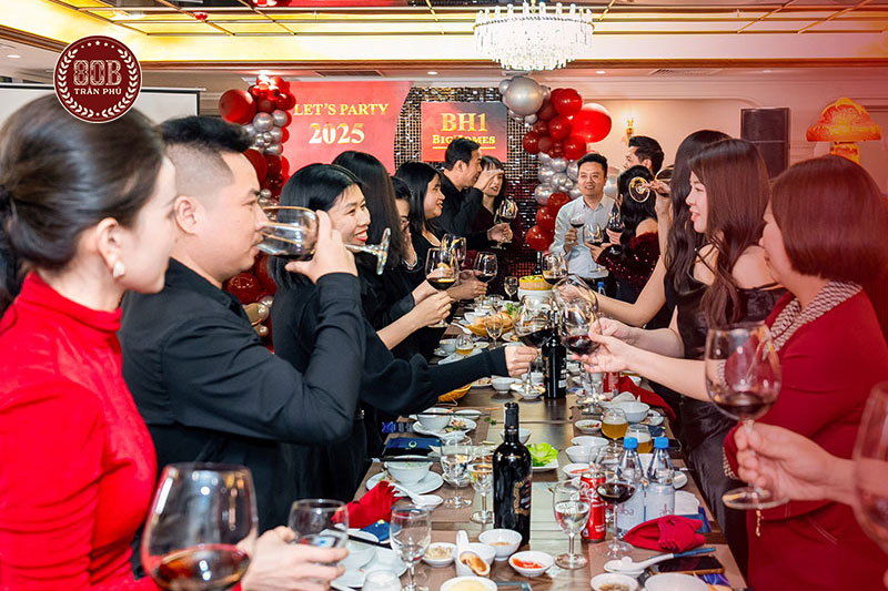 Tầng 7 80B Trần Phú - Không gian đặt tiệc độc bản tại Ba Đình