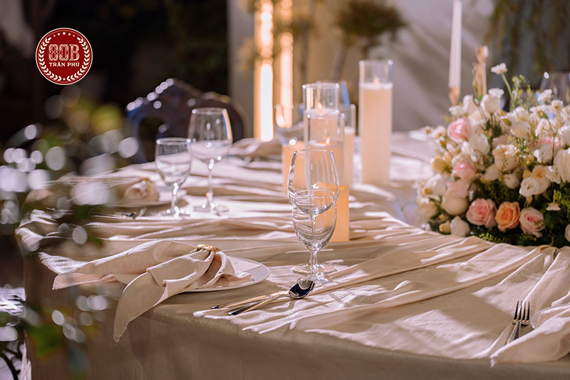 Pure Elegance - Vẻ đẹp thanh khiết cho ngày sinh nhật đáng nhớ